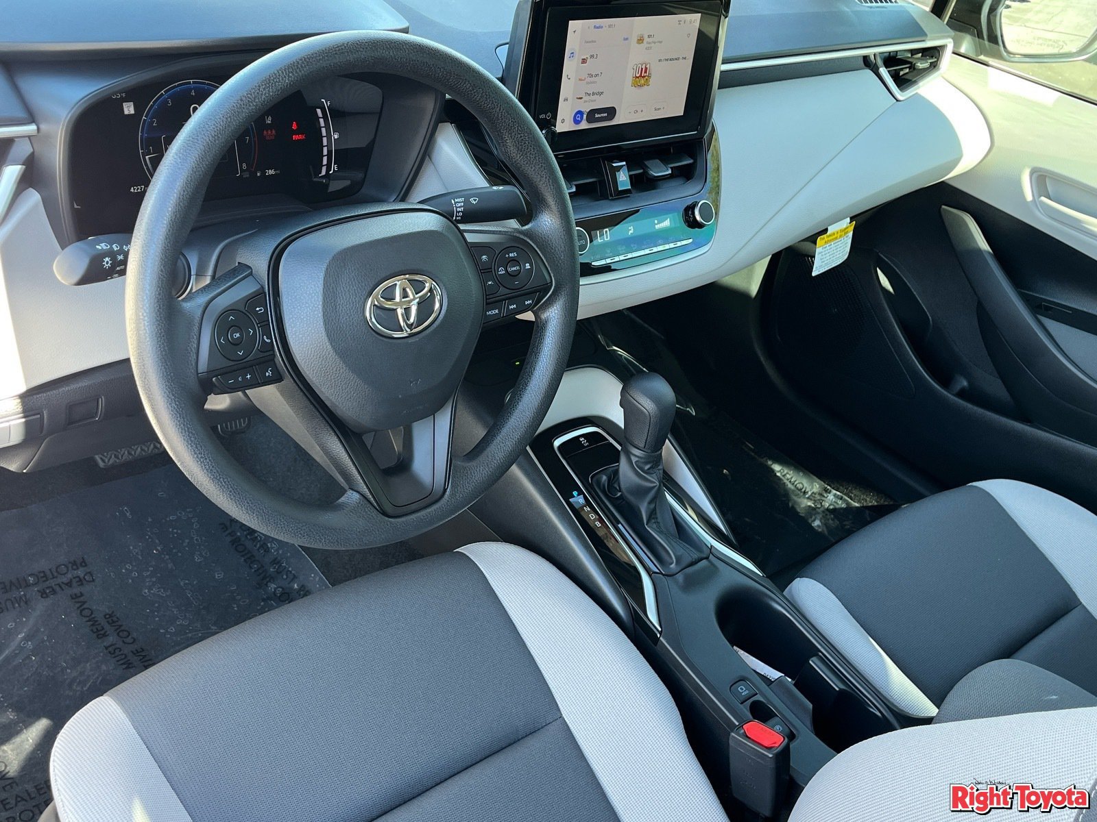 Certified 2026 Toyota Corolla LE w/ LE Premium Package FWD image 20