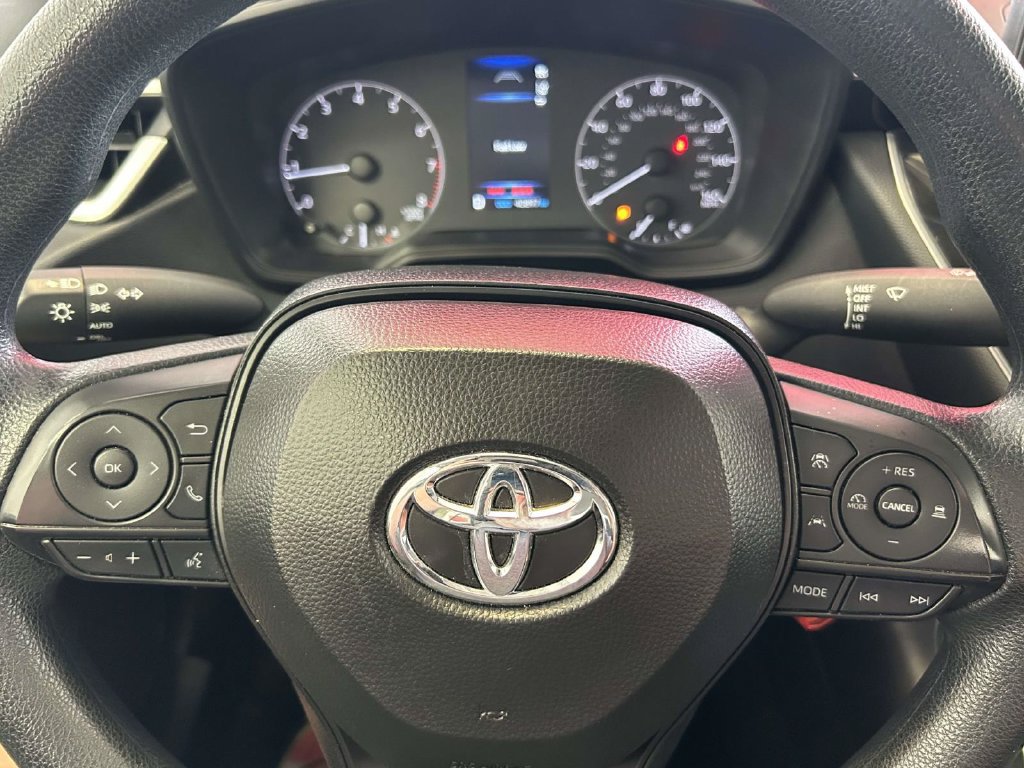 Certified 2025 Toyota Corolla LE FWD image 28