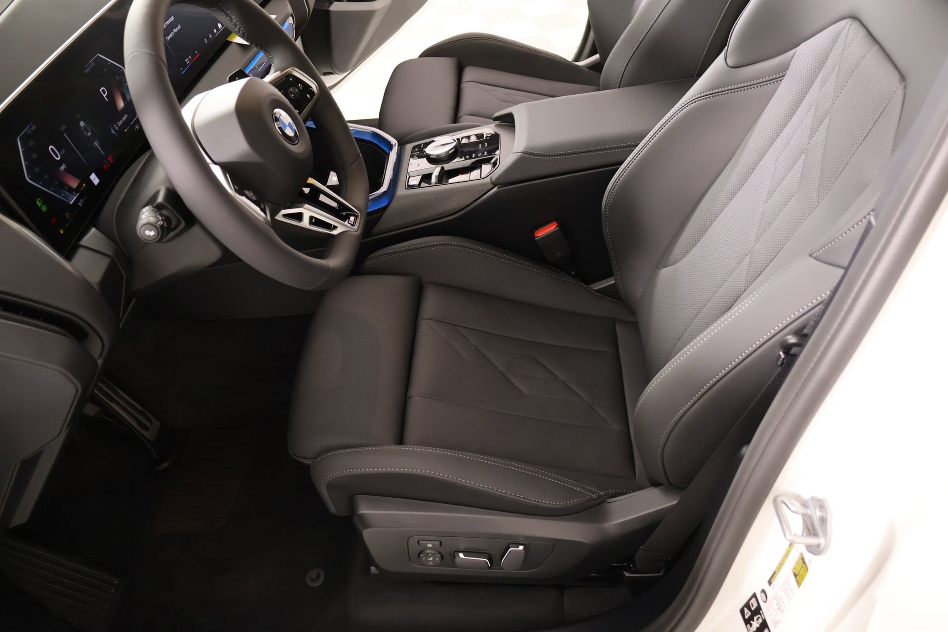 New 2026 BMW X3 xDrive30 w/ Premium Package AWD/4WD image 11