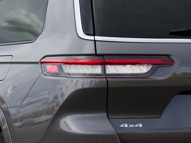 New 2025 Jeep Grand Cherokee L Overland w/ Advanced Protech Group III AWD/4WD image 37