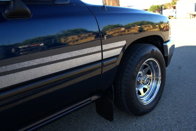 Used 1994 Toyota Pickup DX image 21