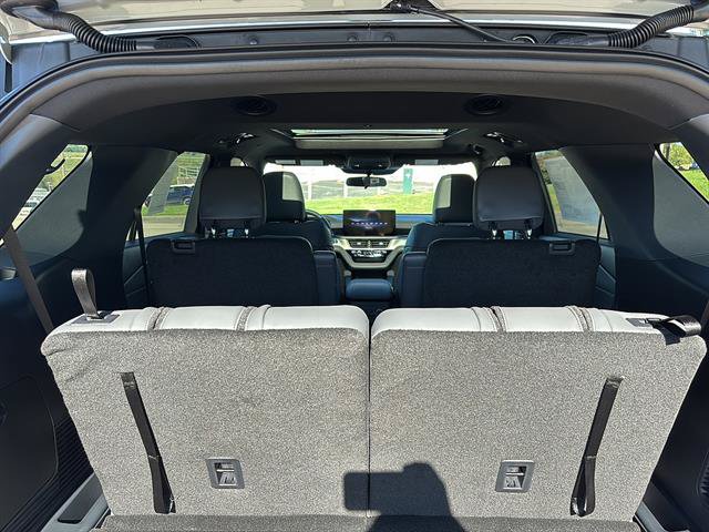 New 2027 Ford Explorer Active w/ Active Comfort Package AWD/4WD image 17