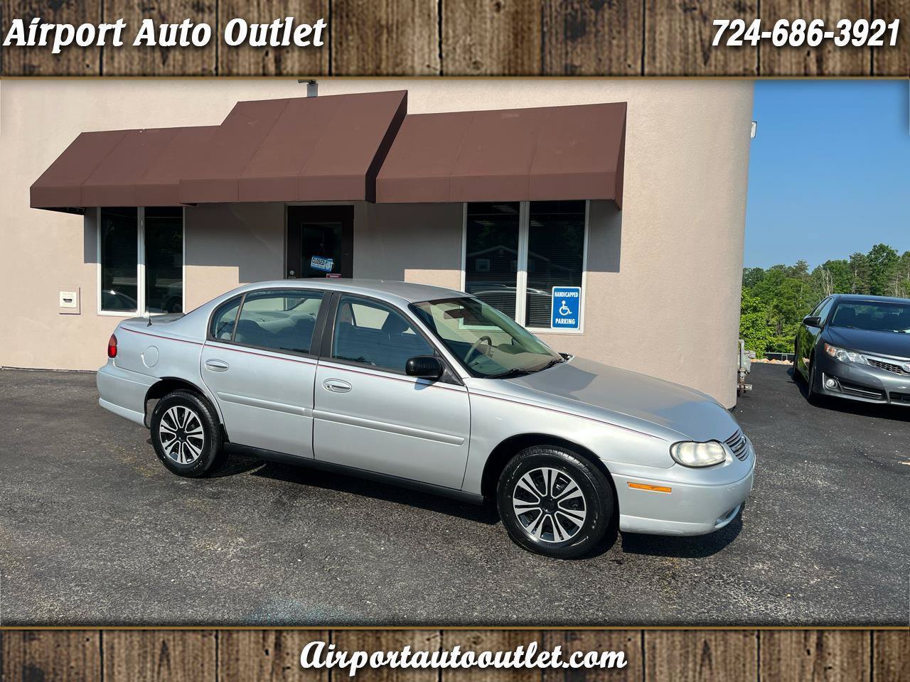 Used 2005 Chevrolet Malibu Classic FWD image 1