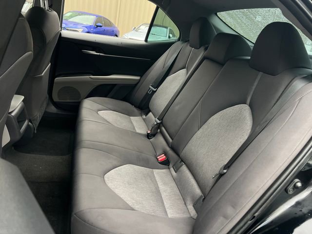 Used 2021 Toyota Camry LE image 18