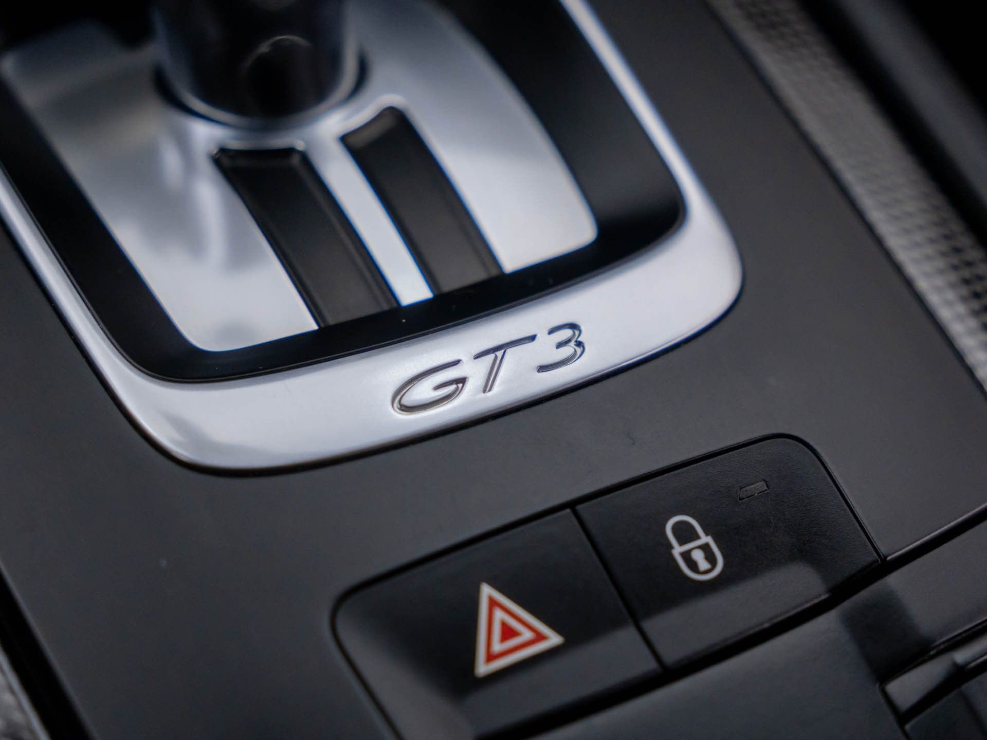 Used 2014 Porsche 911 GT3 w/ Carbon Interior Package RWD image 22