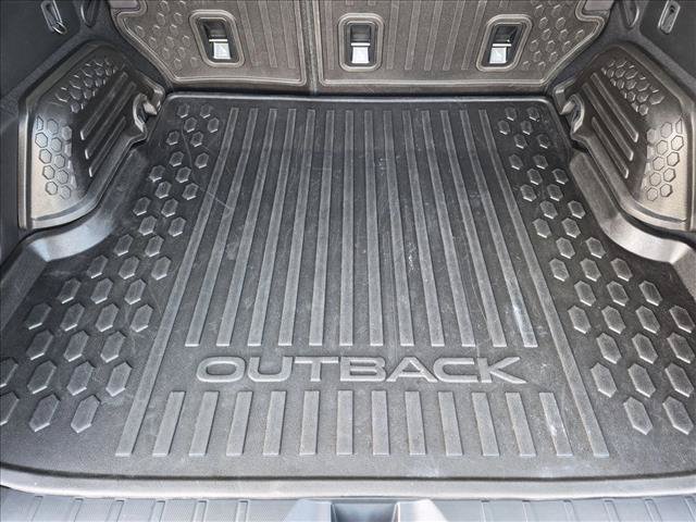 Certified 2025 Subaru Outback Touring XT AWD/4WD image 6