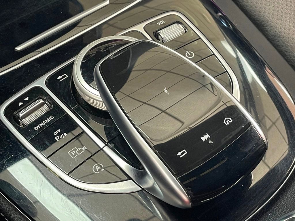 Used 2017 Mercedes-Benz E 300 4MATIC image 36