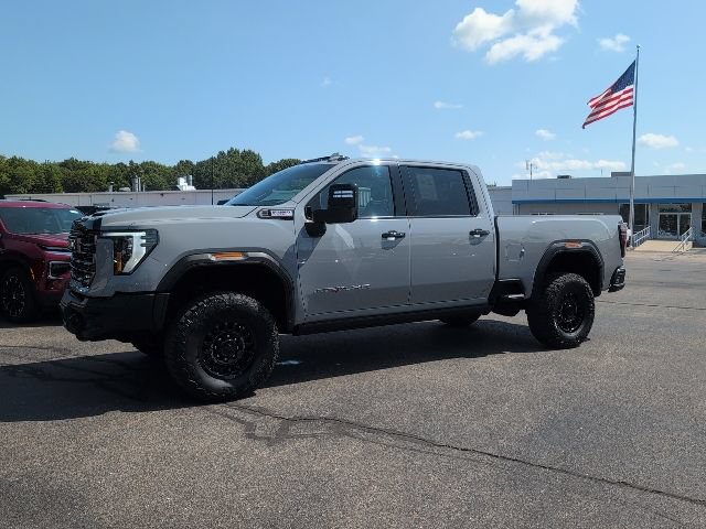 Used 2025 GMC Sierra 2500 AT4X w/ AT4X AEV Edition AWD/4WD image 2