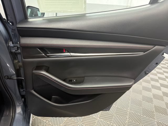 Used 2023 MAZDA MAZDA3 s FWD image 16