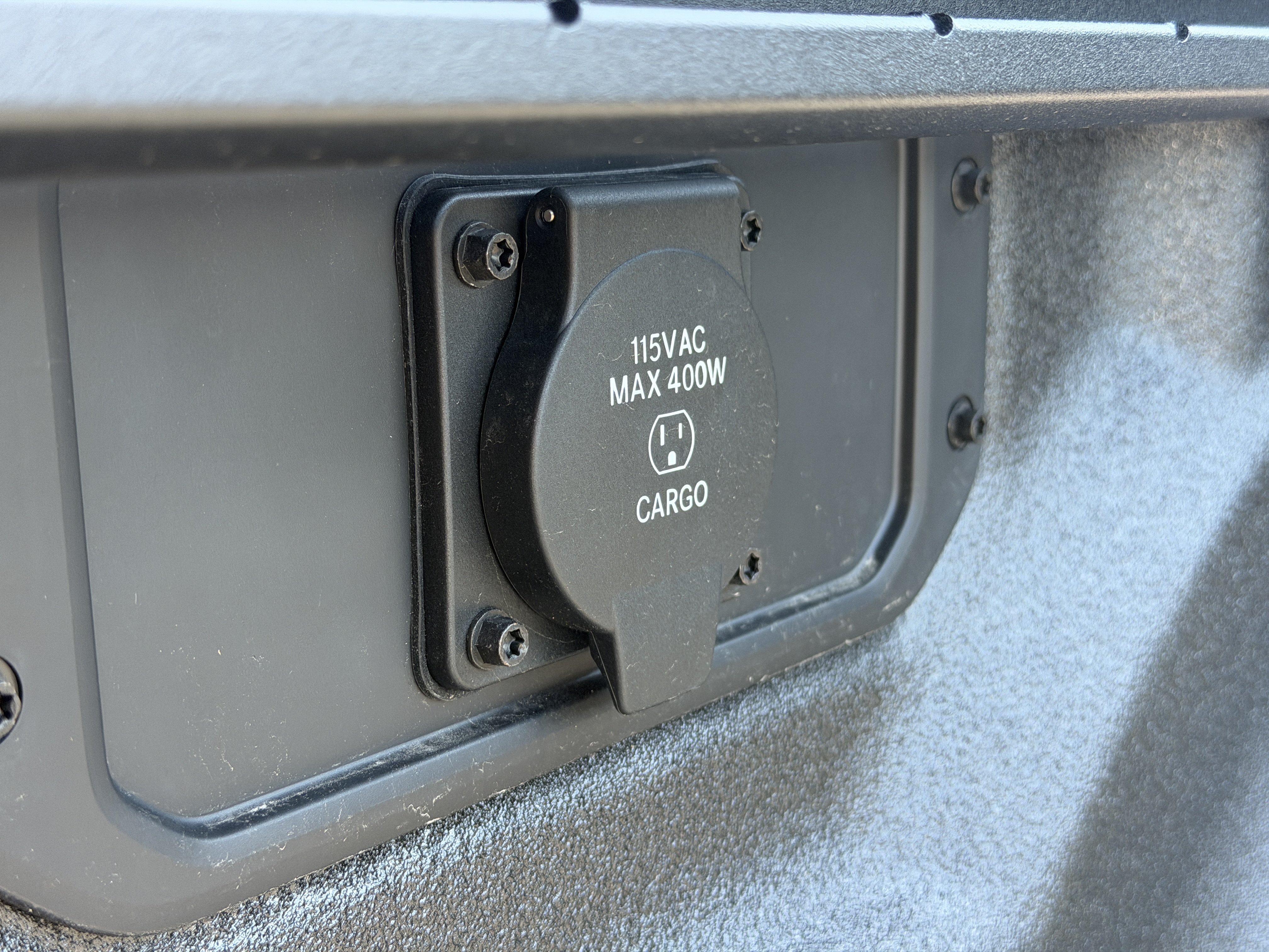 New 2026 RAM 1500 Laramie w/ Night Edition AWD/4WD image 15