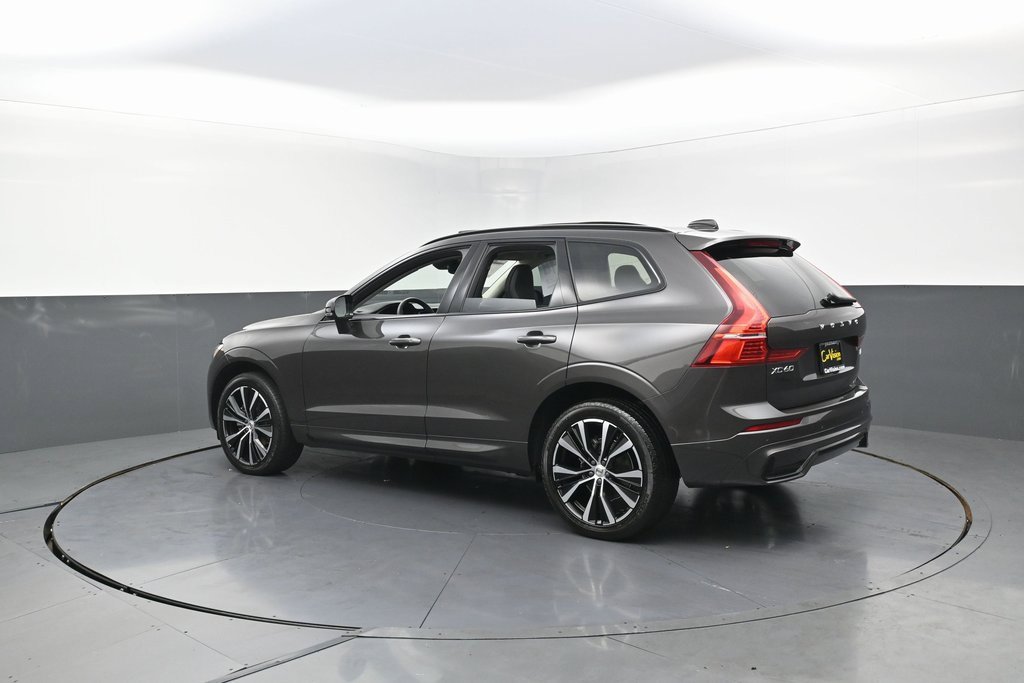 Used 2023 Volvo XC60 B5 Plus image 51