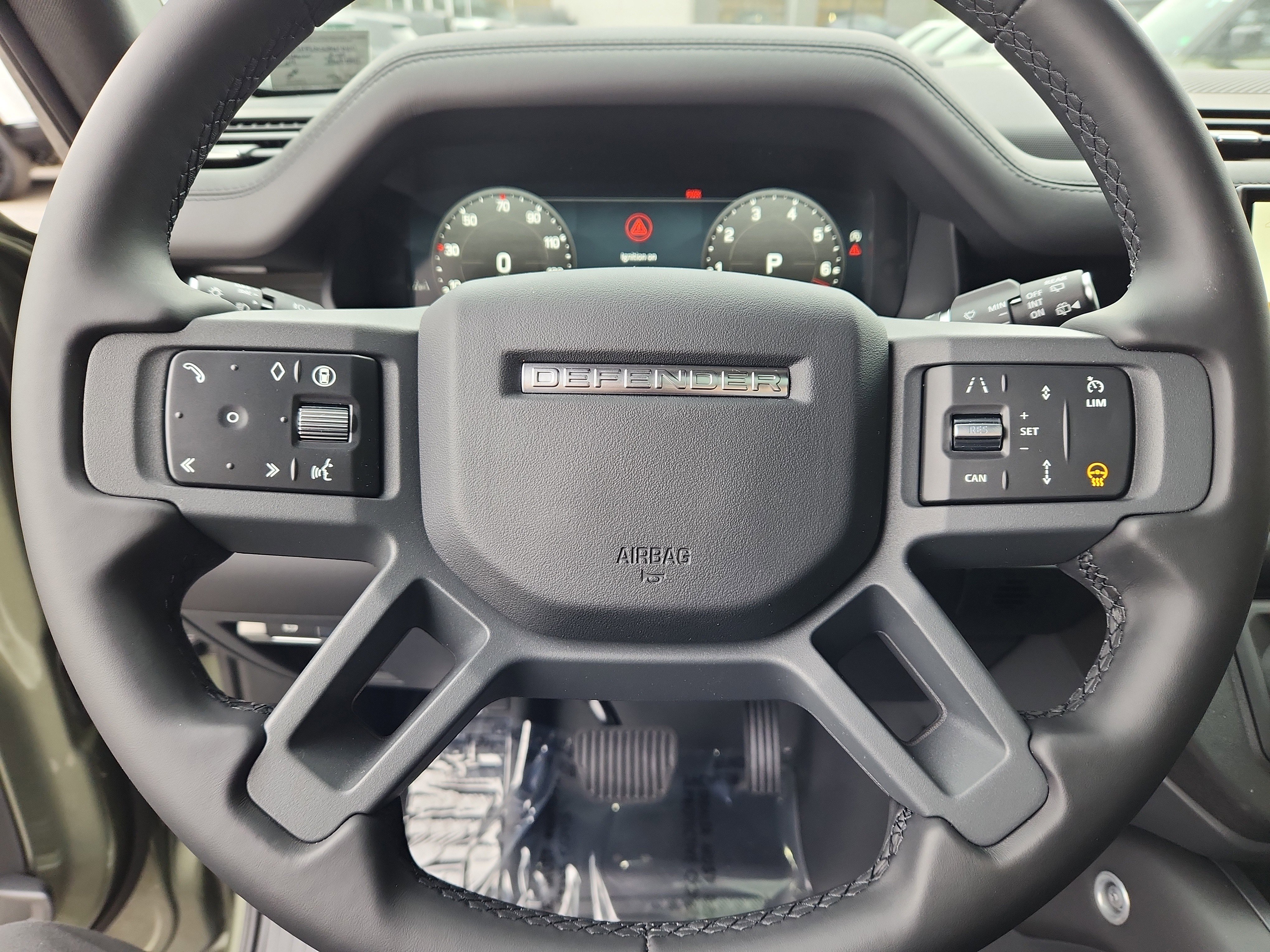 Used 2025 Land Rover Defender 130 S image 16