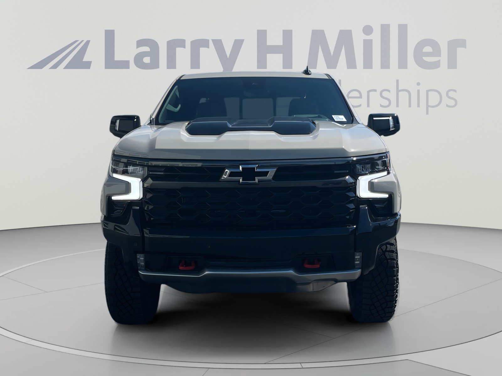 New 2026 Chevrolet Silverado 1500 ZR2 w/ LPO, Dark Essentials Package AWD/4WD image 8