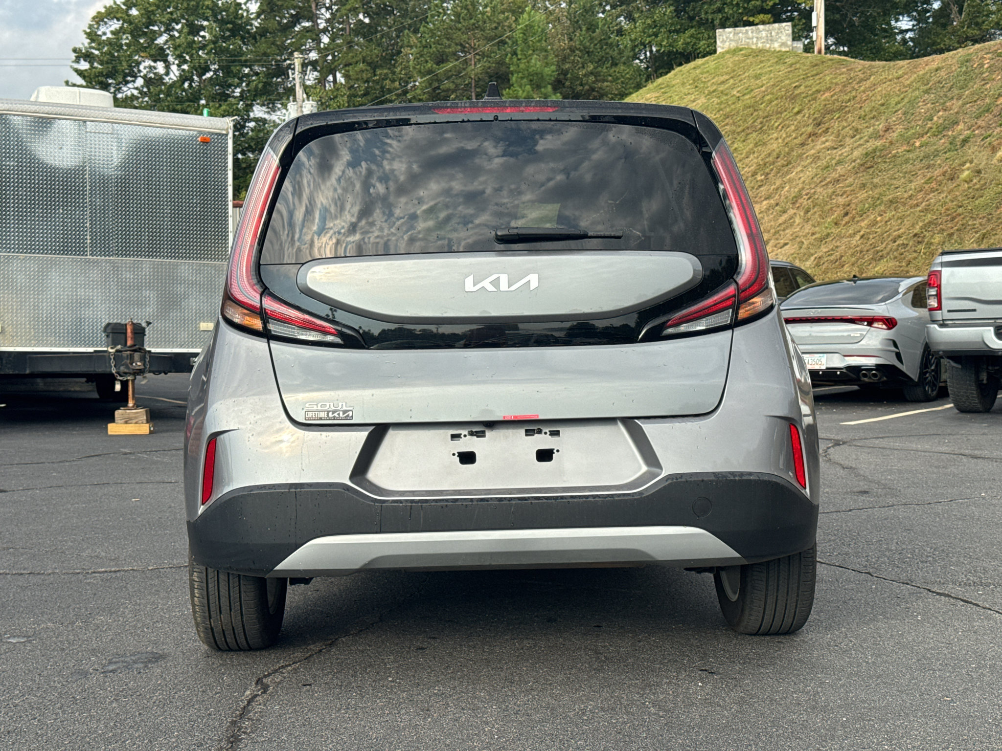 Certified 2025 Kia Soul LX w/ LX Technology Package FWD image 15