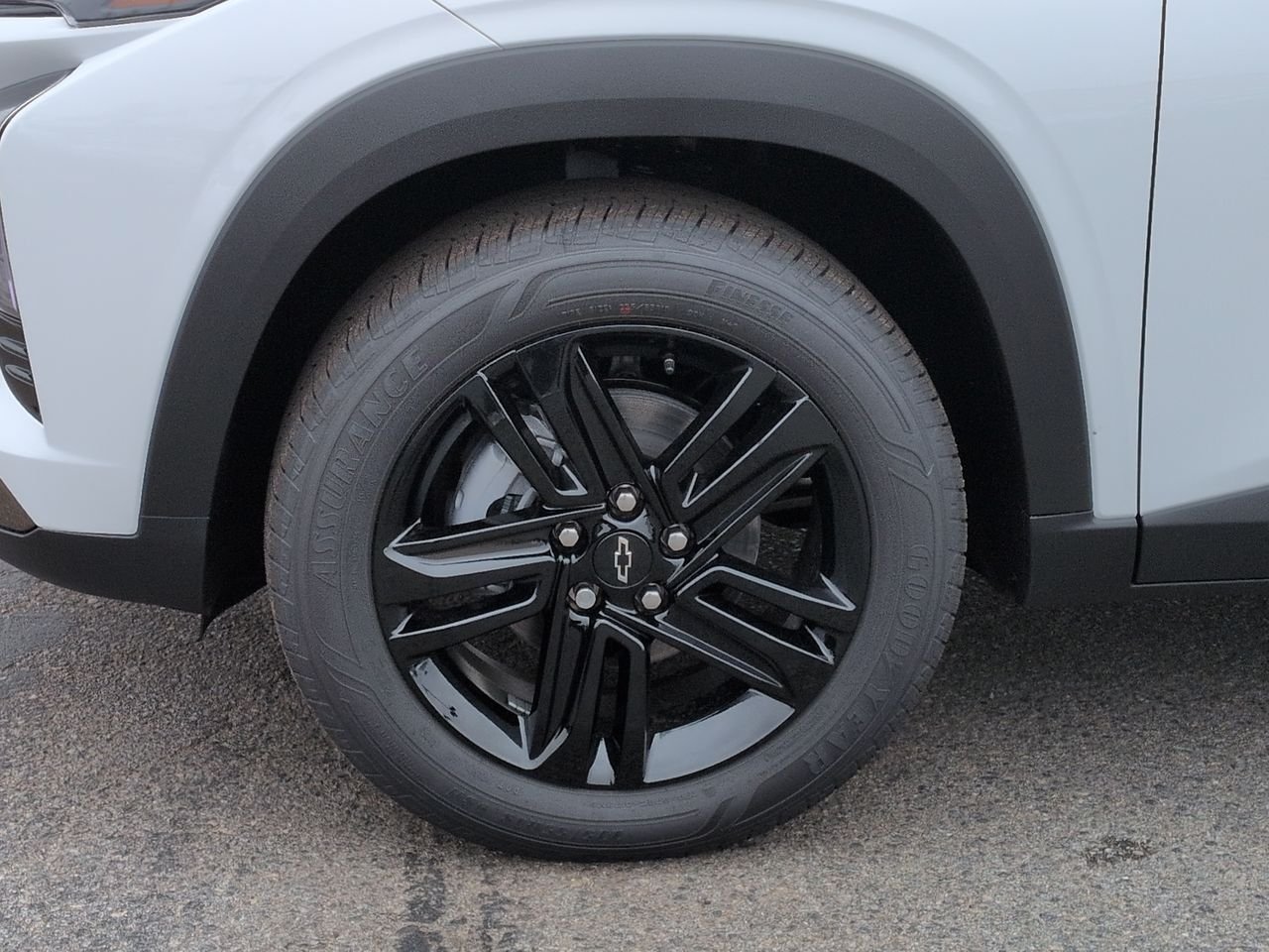 New 2026 Chevrolet Trax ACTIV w/ Driver Confidence Package FWD image 34