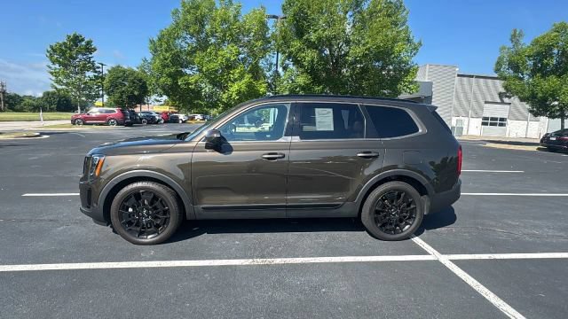 Used 2022 Kia Telluride SX w/ SX Prestige Package AWD/4WD image 1
