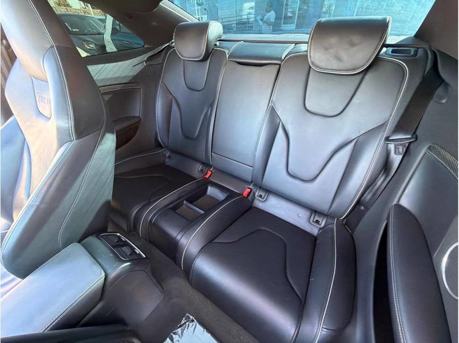 Used 2015 Audi RS 5 Coupe w/ Black Optic Plus Package image 16