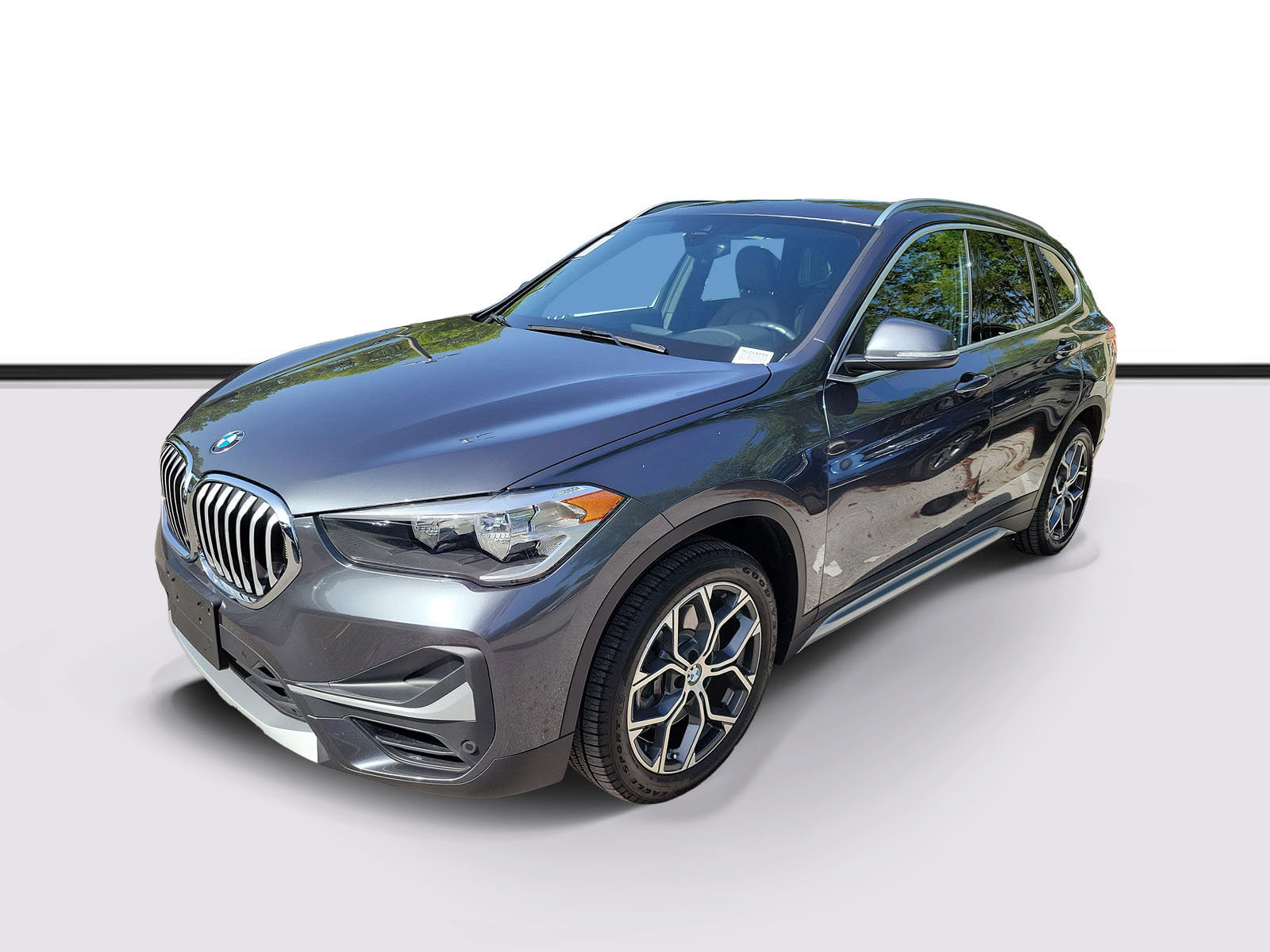 Used 2021 BMW X1 sDrive28i w/ Convenience Package FWD image 2