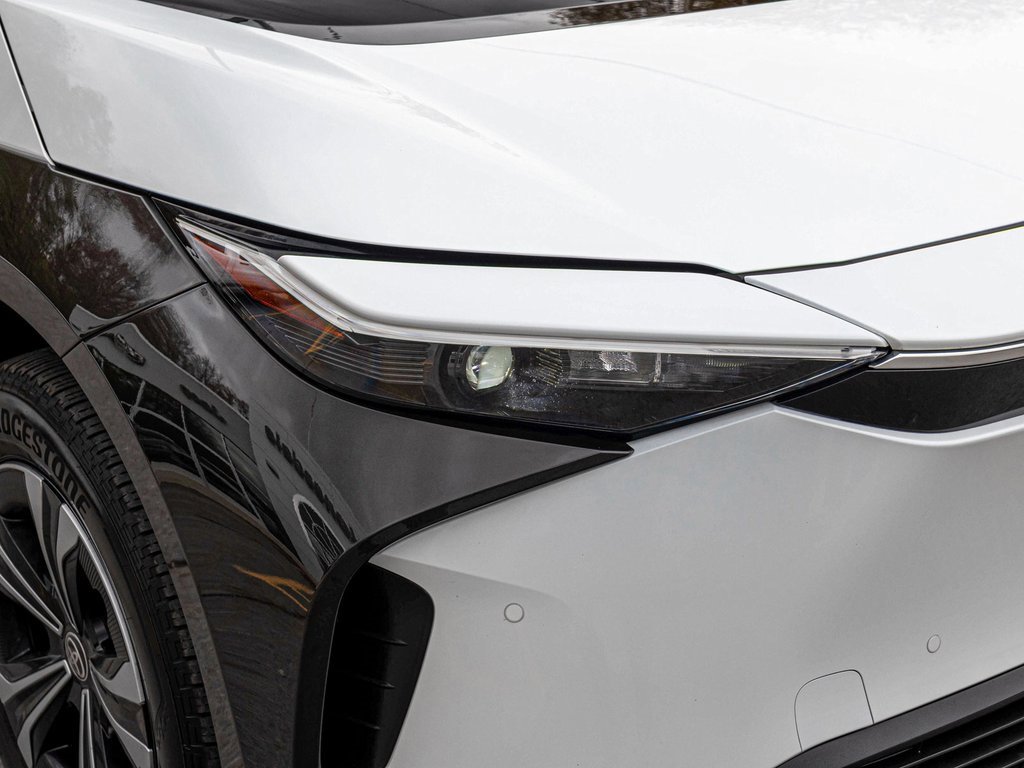 Used 2024 Toyota bZ4X XLE image 33