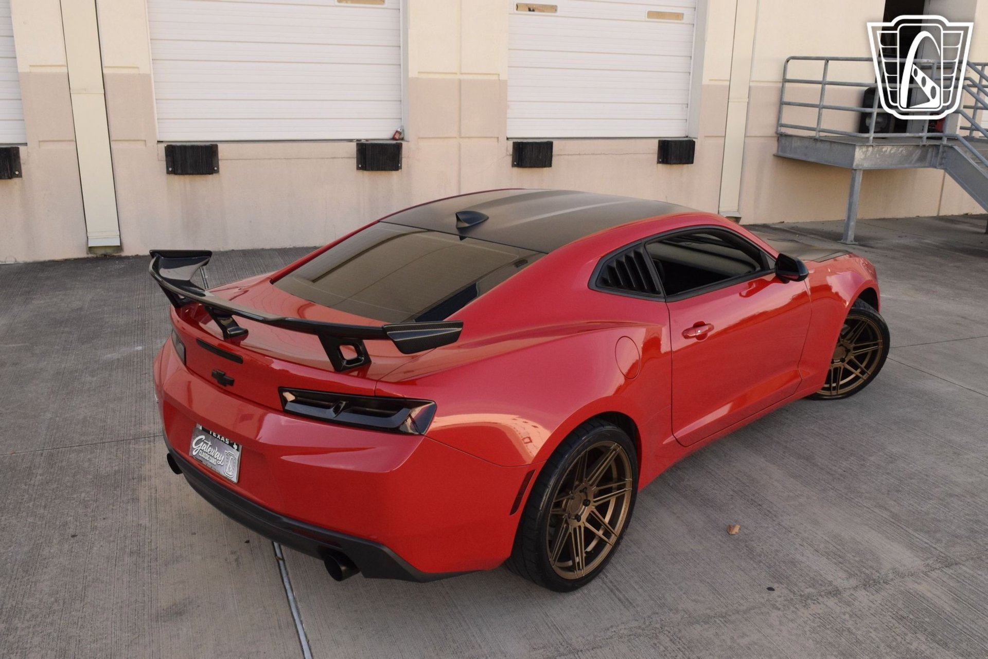 Used 2016 Chevrolet Camaro SS RWD image 12