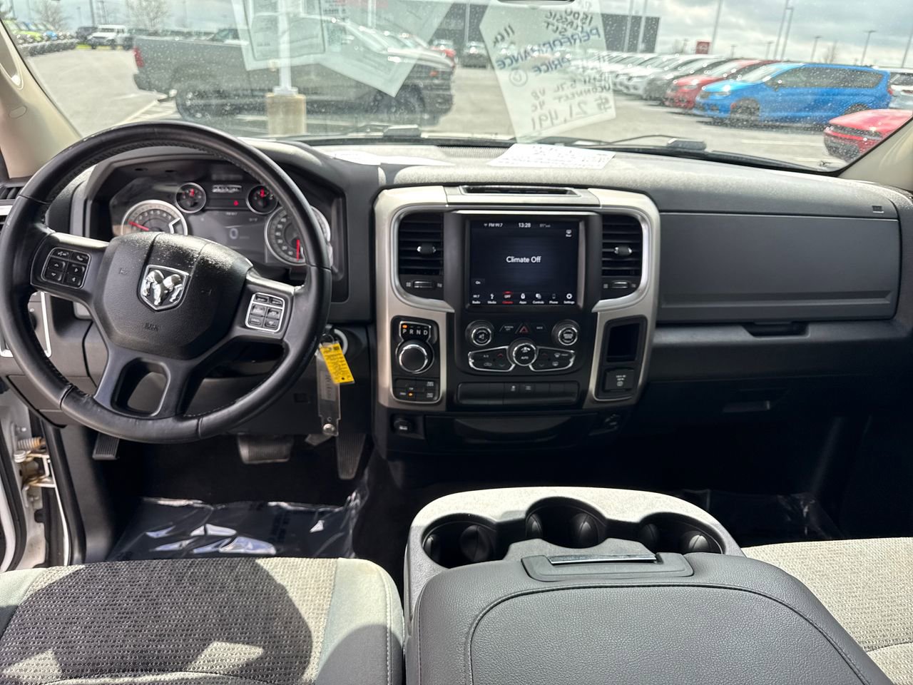 Used 2019 RAM 1500 Classic SLT w/ Luxury Group image 13