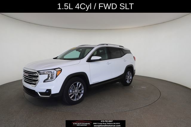 Used 2023 GMC Terrain SLT image 3