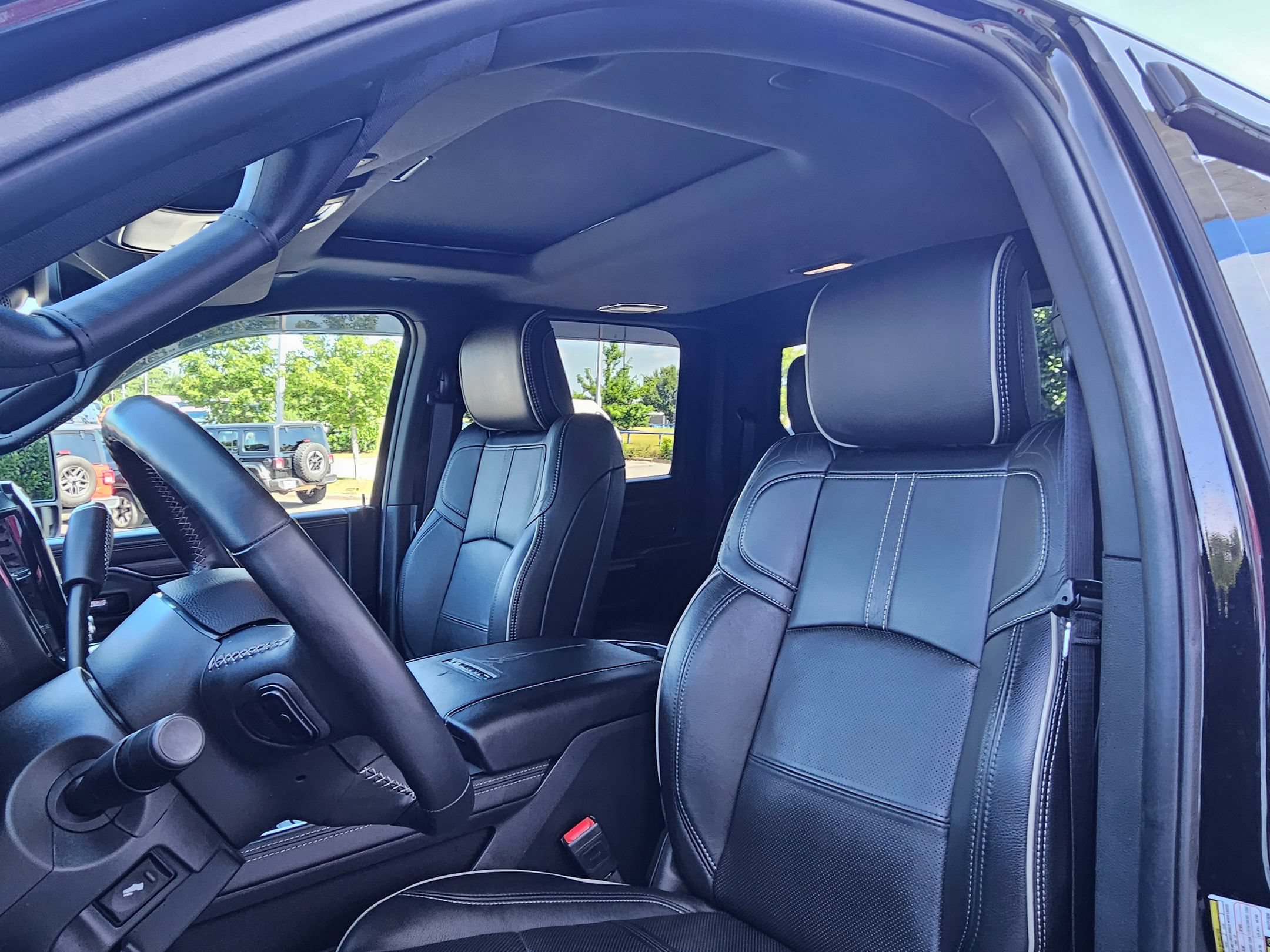 Used 2024 RAM 2500 Limited AWD/4WD image 23