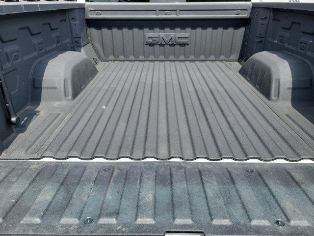 Used 2024 GMC Sierra 1500 SLT w/ SLT Premium Plus Package AWD/4WD image 8