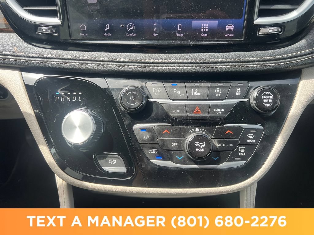 Used 2023 Chrysler Pacifica Limited w/ Uconnect Theater Family Group AWD/4WD image 23