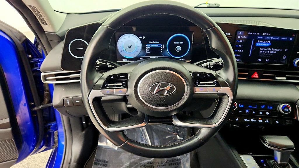 Used 2022 Hyundai Elantra SEL w/ Convenience Package FWD image 13