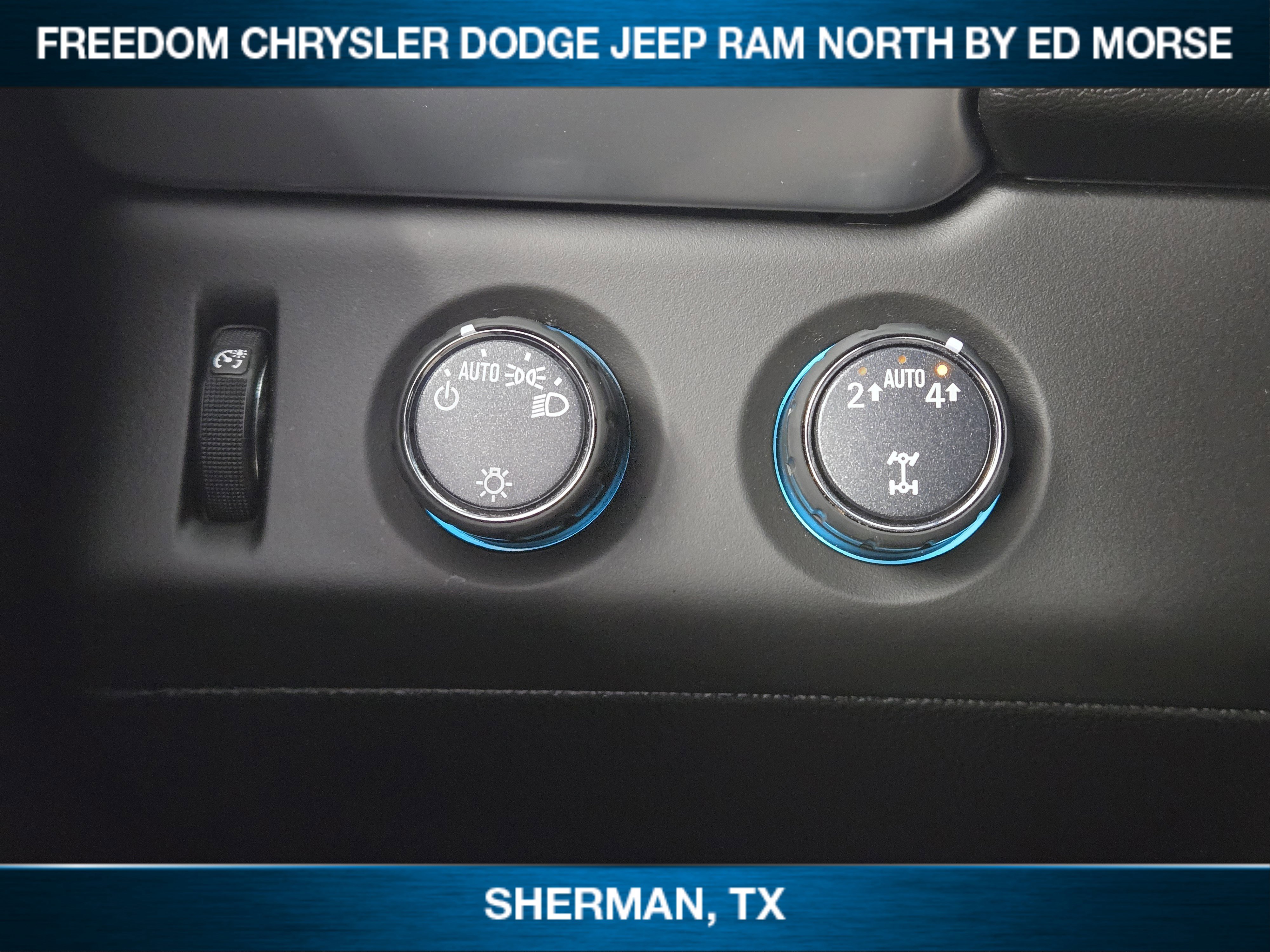 Used 2019 Chevrolet Suburban LT image 15