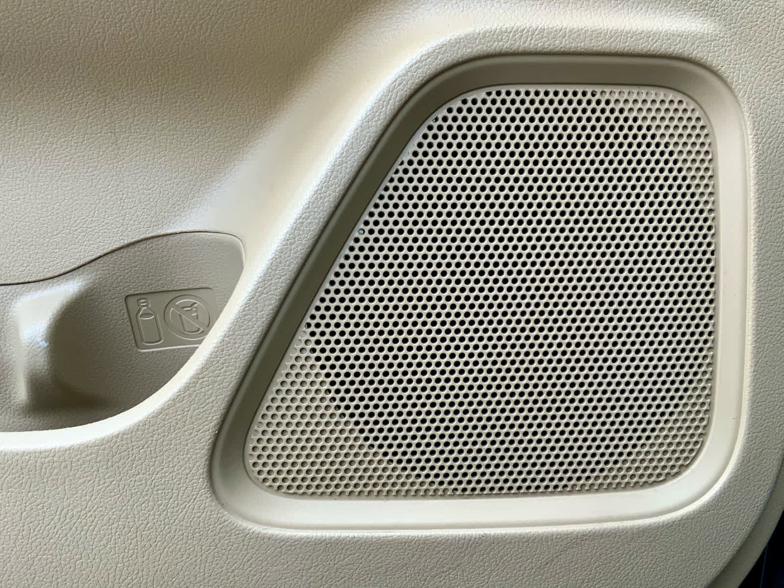 Used 2018 Mitsubishi Outlander SEL AWD/4WD image 51