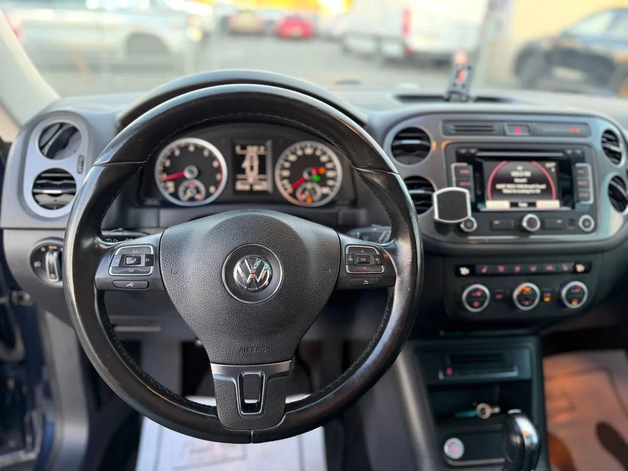 Used 2013 Volkswagen Tiguan SEL image 49