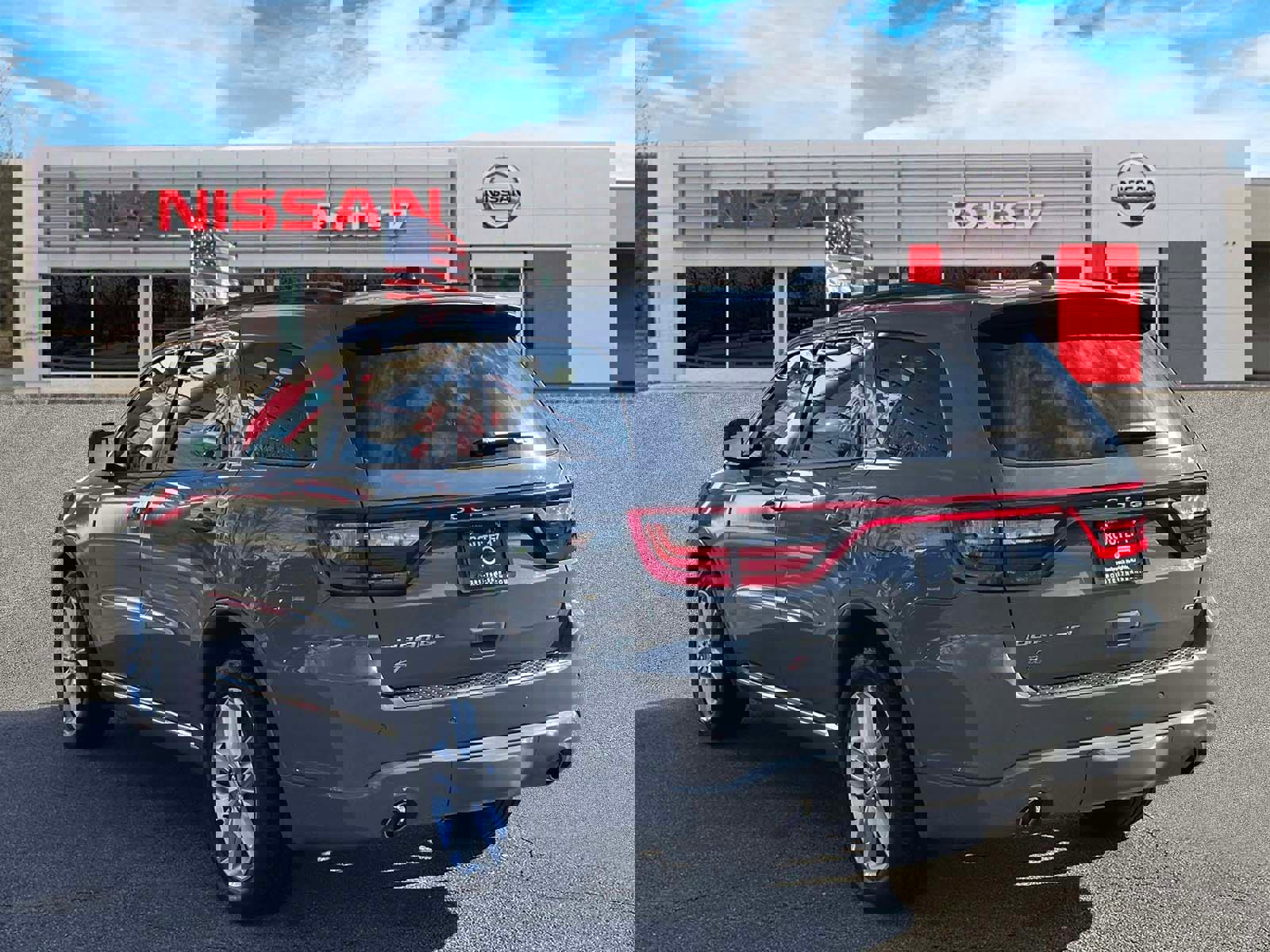 Used 2023 Dodge Durango GT image 3