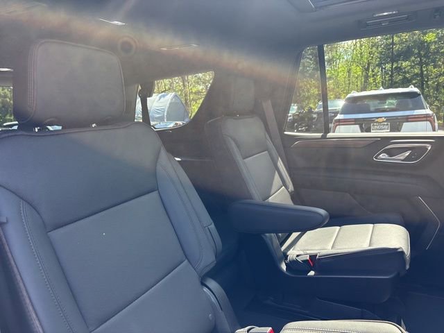 Certified 2024 Chevrolet Tahoe High Country w/ Premium Package AWD/4WD image 17