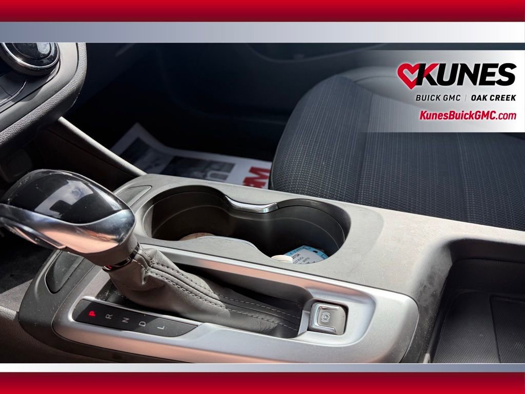 Used 2025 Buick Envista Preferred image 19