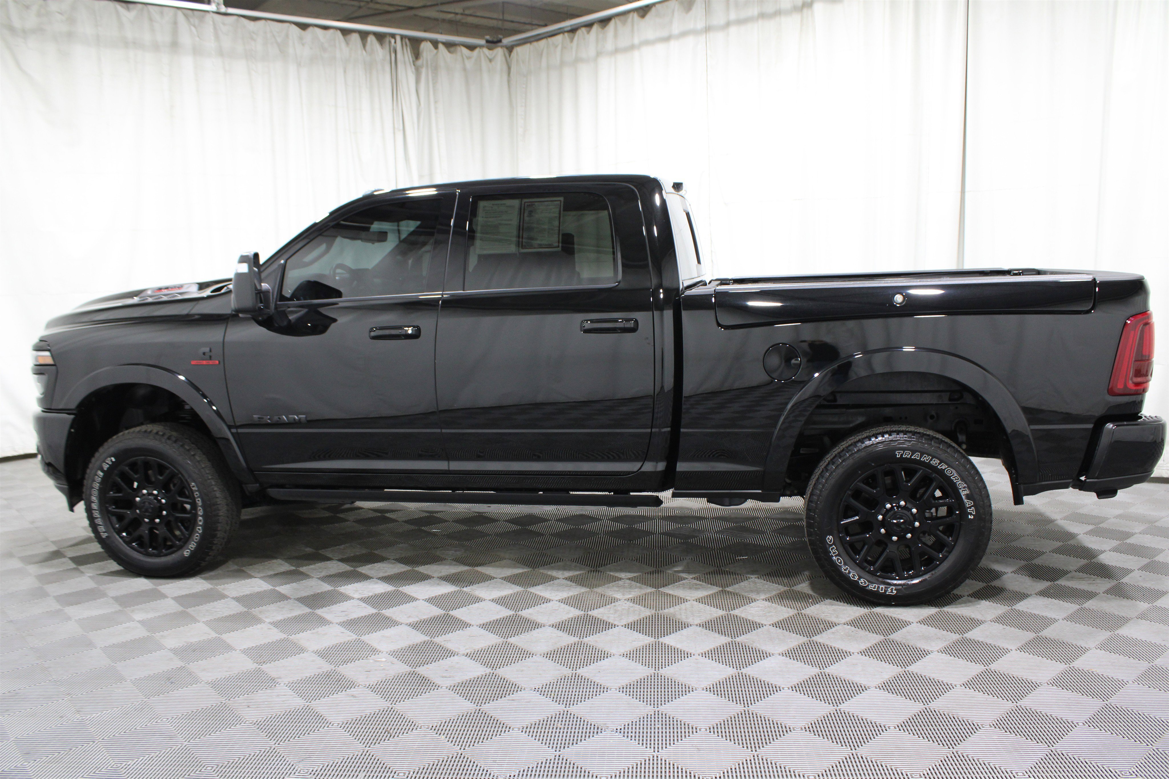 Used 2025 RAM 2500 Limited image 37