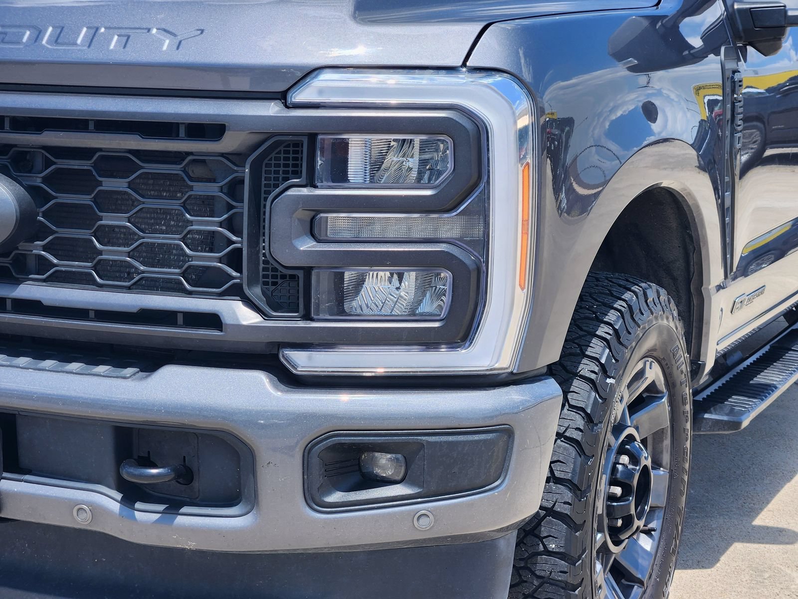 Used 2023 Ford F250 Lariat w/ Lariat Ultimate Package AWD/4WD image 10