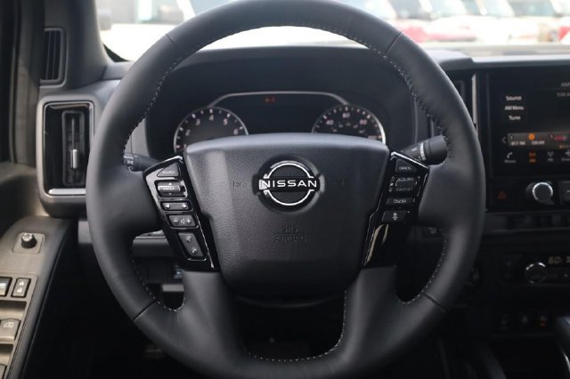 New 2027 Nissan Frontier SV w/ SV Convenience Package AWD/4WD image 8