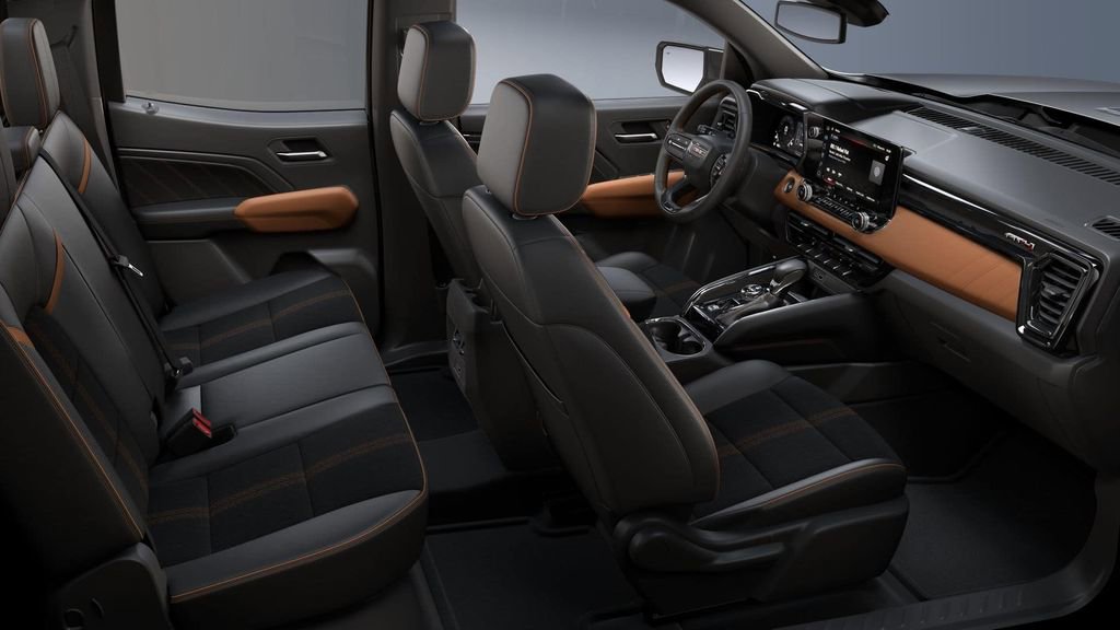 New 2025 GMC Canyon AT4 image 33