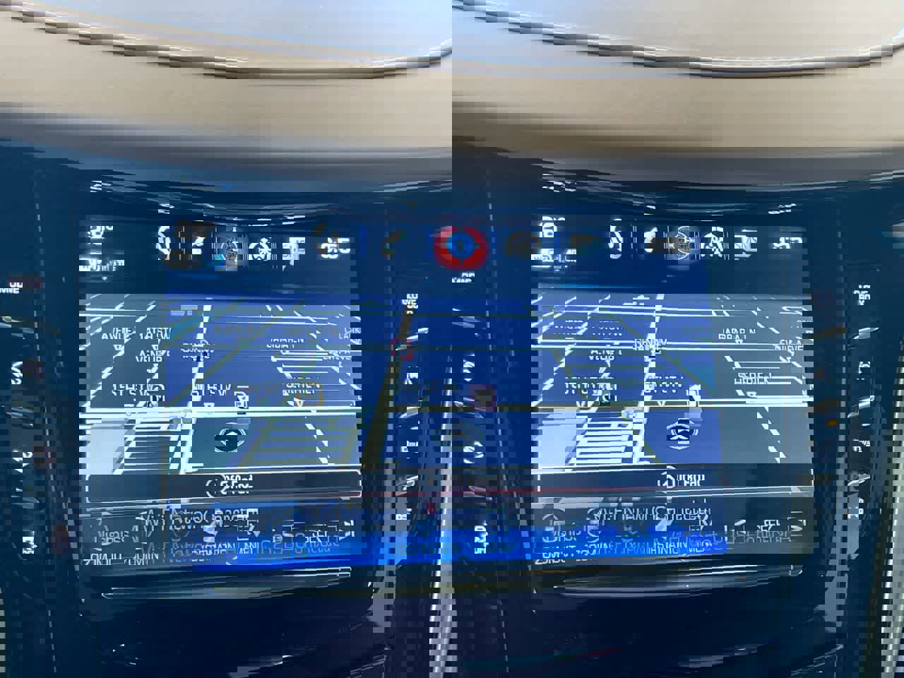 Used 2020 Cadillac Escalade ESV Platinum image 18