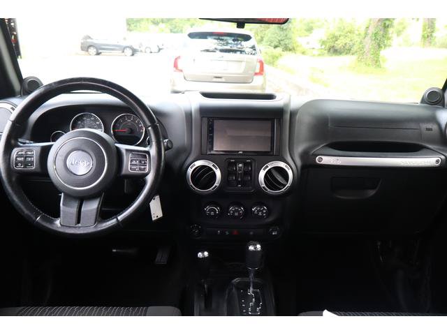 Used 2012 Jeep Wrangler Unlimited Sahara w/ Dual Top Group AWD/4WD image 7