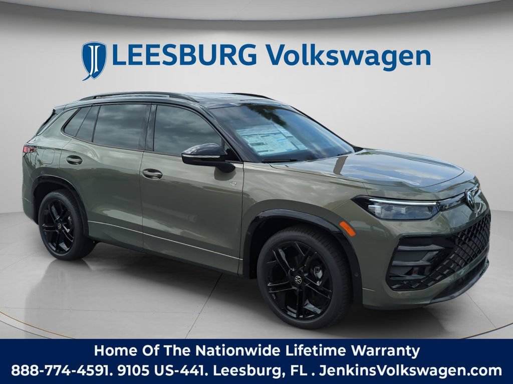 New 2026 Volkswagen Tiguan SE R-Line FWD image 1
