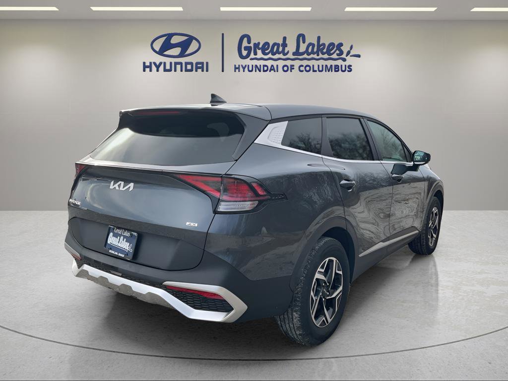 Used 2024 Kia Sportage LX image 5