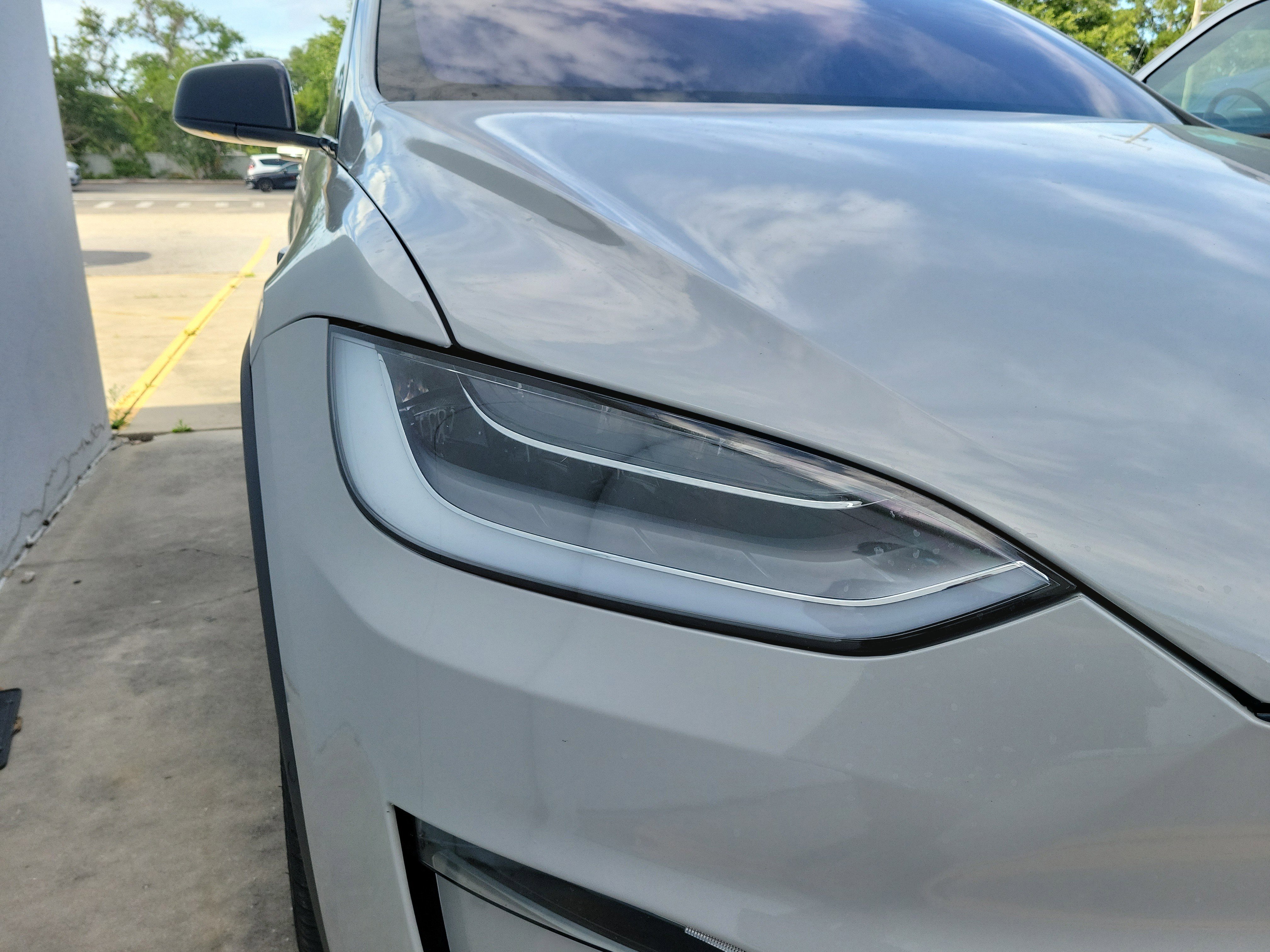 Used 2022 Tesla Model X image 6