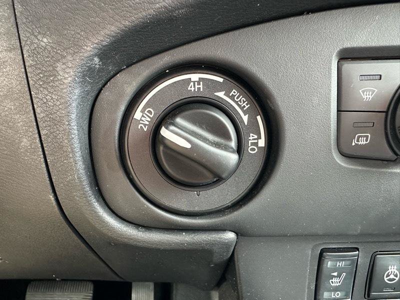 Used 2023 Nissan Frontier SV w/ SV Convenience Package AWD/4WD image 21