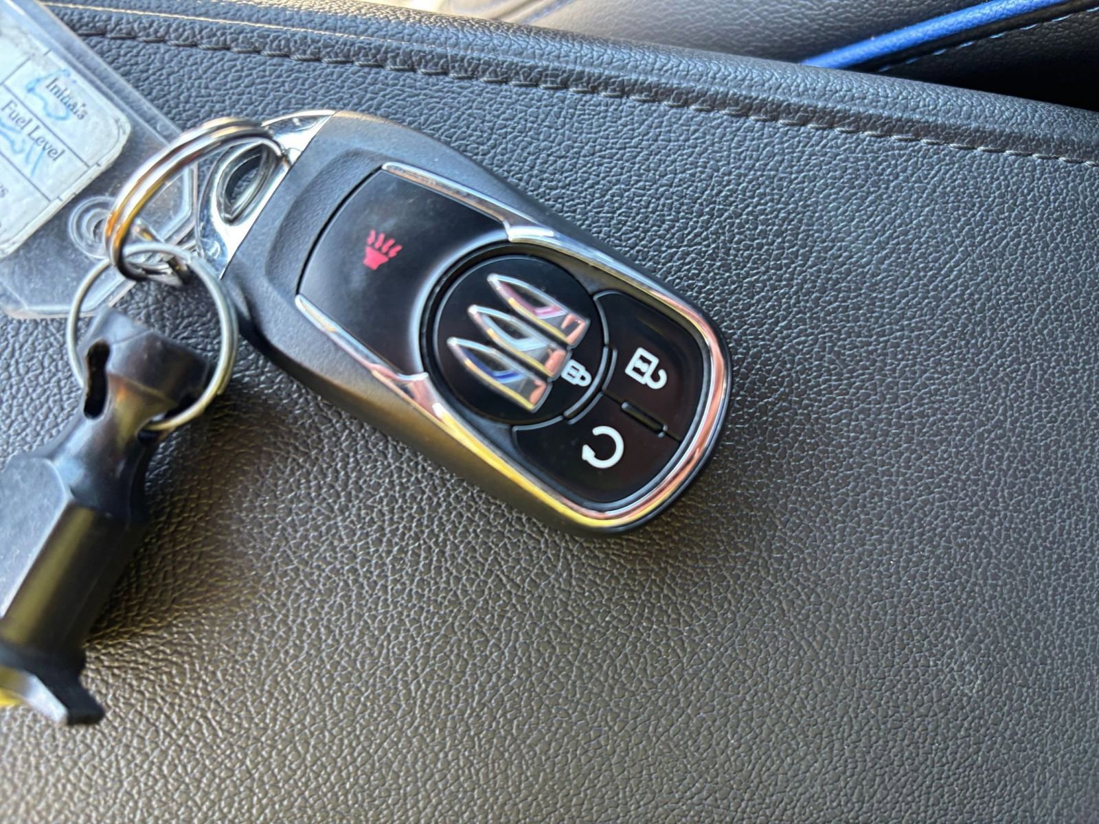 Used 2025 Buick Envista Sport Touring FWD image 21