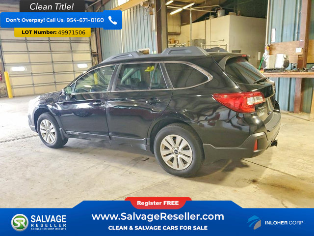 Used 2018 Subaru Outback 2.5i Premium AWD/4WD image 3