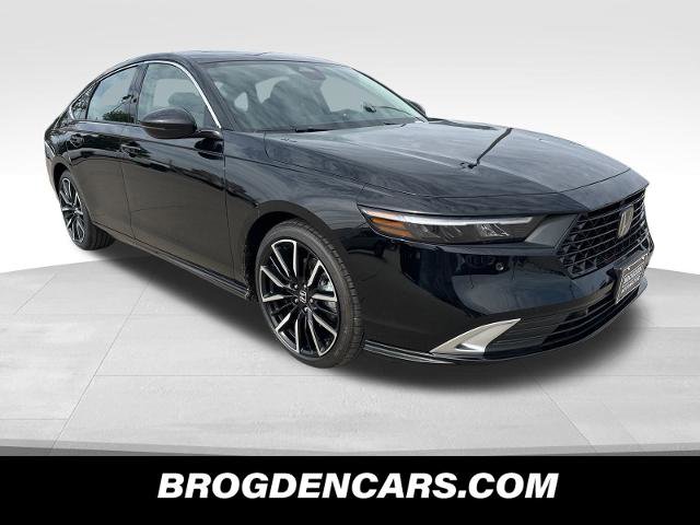 New 2025 Honda Accord Touring image 10