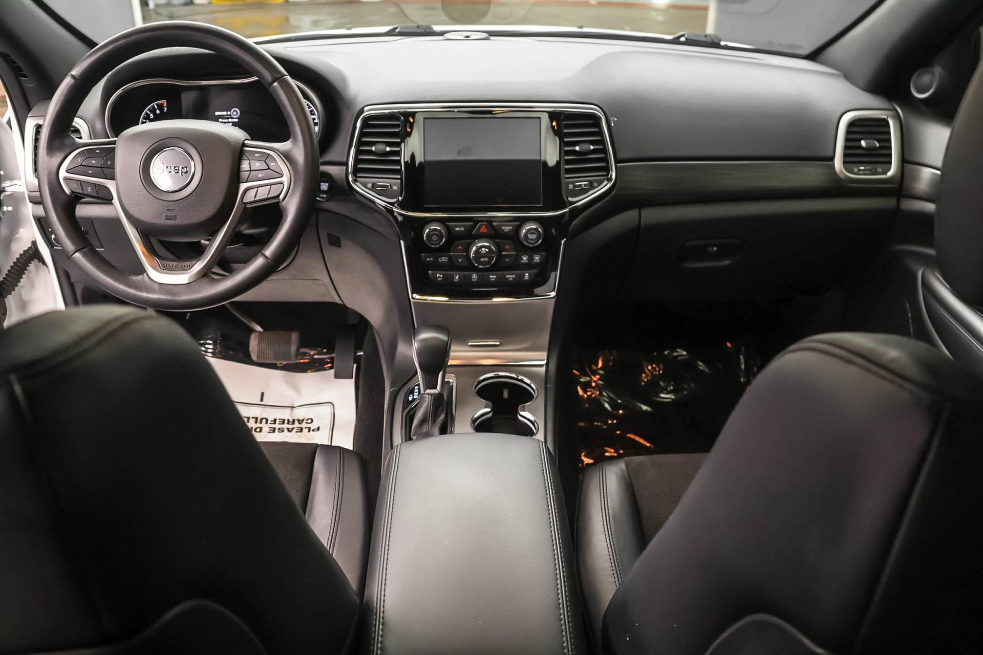 Used 2022 Jeep Grand Cherokee Laredo X AWD/4WD image 32